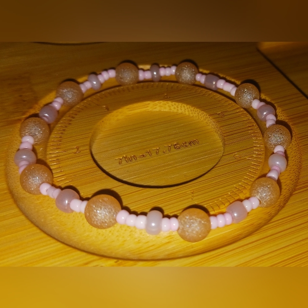 Elegant Shiny Light Pink and Golden Peach Sparkling Bracelet